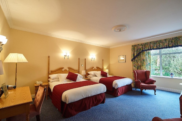 Gallery - The Cedar Lodge Hotel And Restaurant