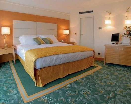 Gallery - Hilton Portorosa