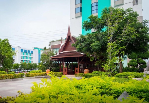 Gallery - Ramada By Wyndham Bangkok Chaophya Park