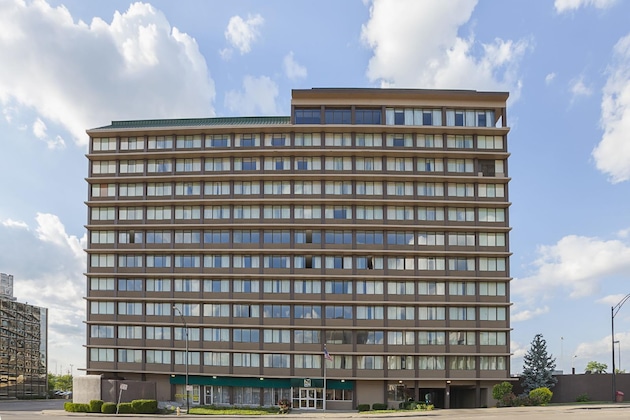 Gallery - Quality Inn & Suites