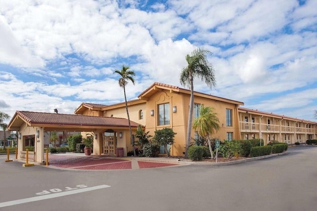 Gallery - La Quinta Inn By Wyndham Fort Myers Central