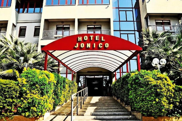 Gallery - Jonico