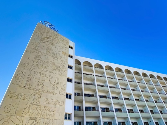 Gallery - Ajax Hotel