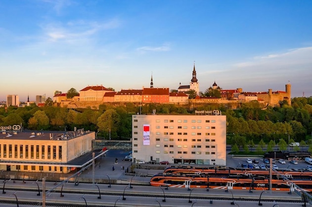 Gallery - Go Hotel Shnelli
