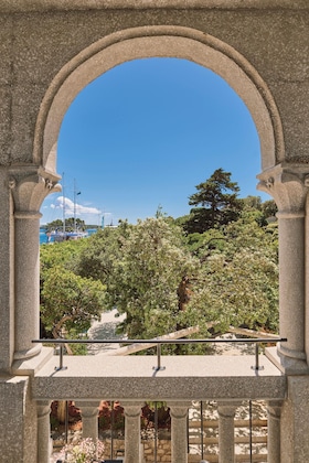 Gallery - Arbiana Heritage Hotel