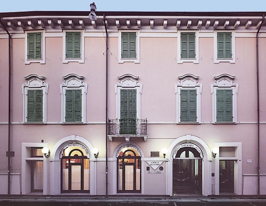 Gallery - Ala D'oro