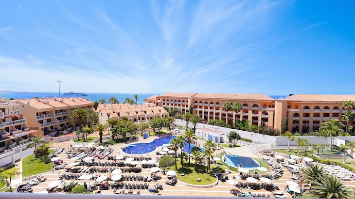 Gallery - Coral Compostela Beach