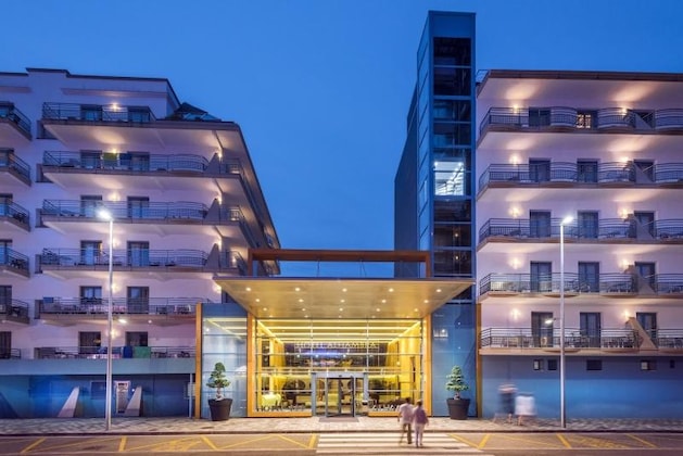 Gallery - Hotel Alhambra