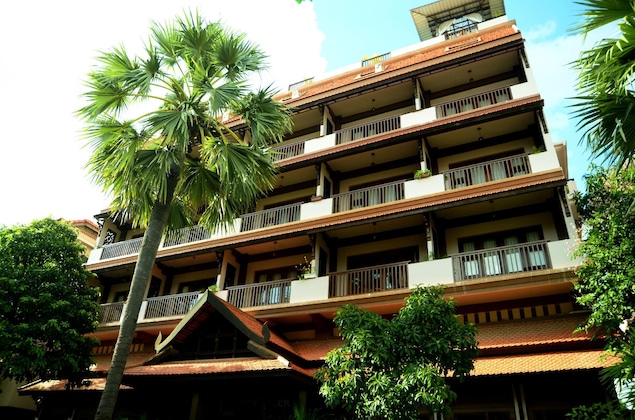 Gallery - City River Hotel