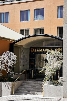 Gallery - Salamanca Inn