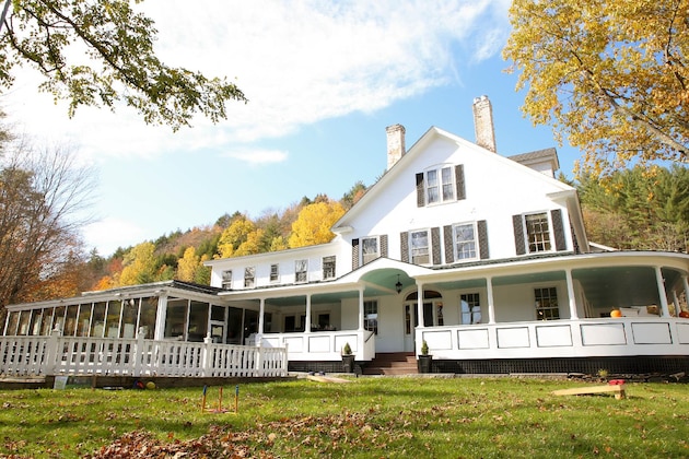 Gallery - The Stowe Village Inn