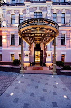 Gallery - Opera Hotel