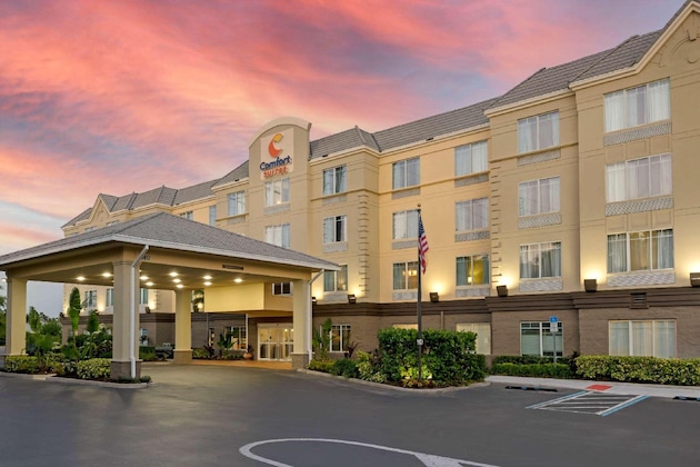 Gallery - Comfort Suites Near Universal Orlando Resort