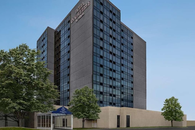 Gallery - Doubletree By Hilton Pointe Claire Montreal Airport West