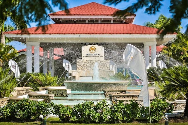 Gallery - Lifestyle Tropical Beach Resort & Spa All Inclusive