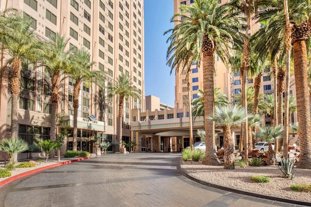 Gallery - Hilton Grand Vacations Club on the Las Vegas Strip