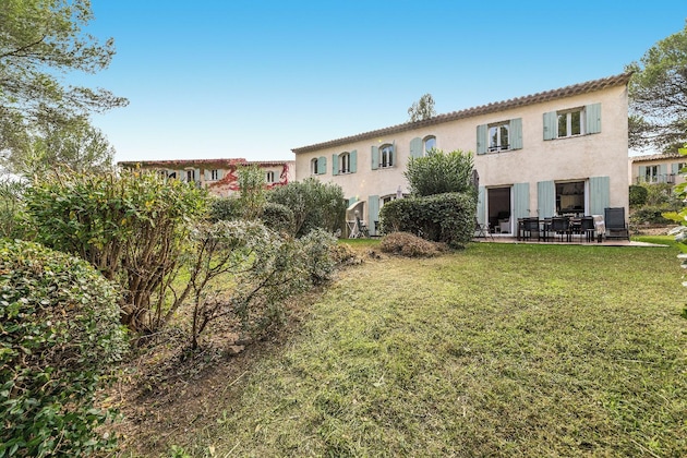 Gallery - Village Pierre & Vacances - Pont Royal En Provence