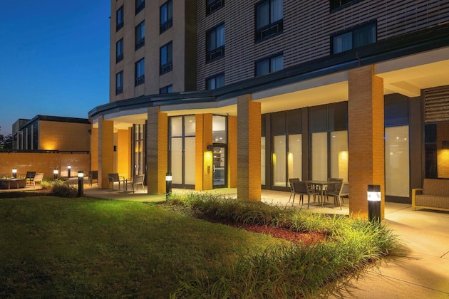Gallery - Courtyard By Marriot South Boston