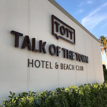 Gallery - Voco Surfside Aruba By Ihg