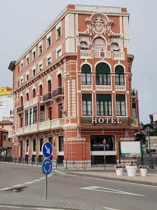 Gallery - La Marina Ribadesella