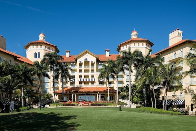 Gallery - The Ritz-Carlton Naples, Tiburón