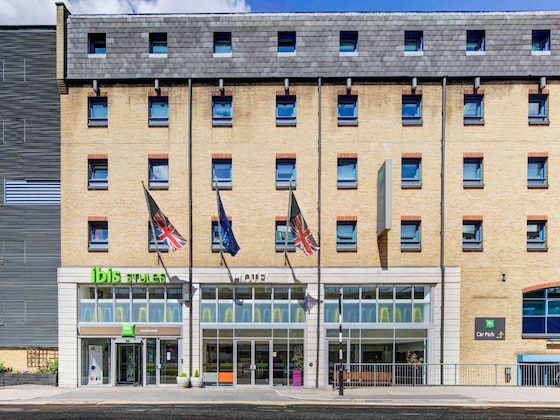 Gallery - Ibis Styles London Excel