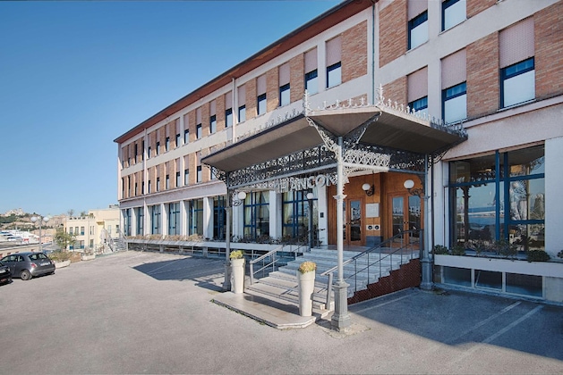 Gallery - Hotel Nh Ancona