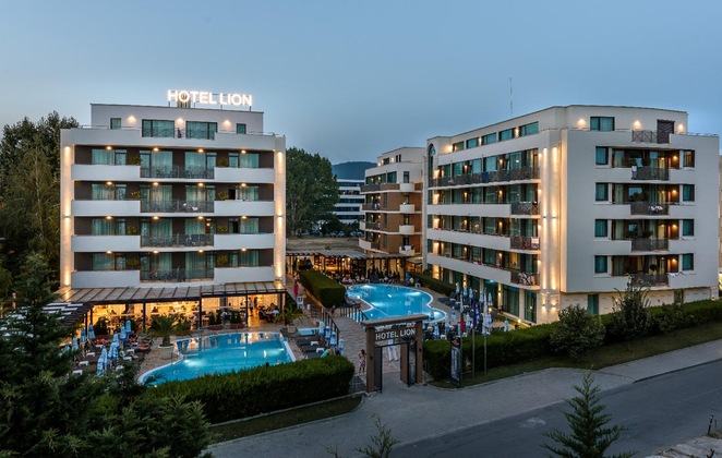 Gallery - Lion Sunny Beach
