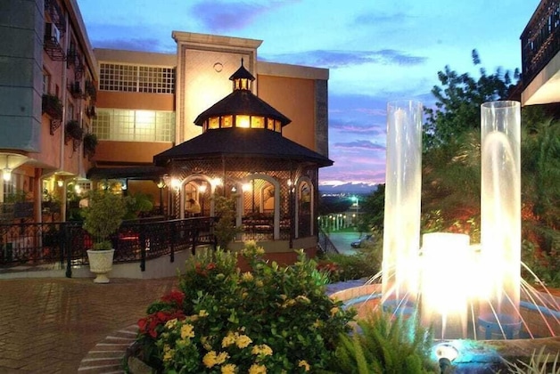 Gallery - Platino Hotel & Casino