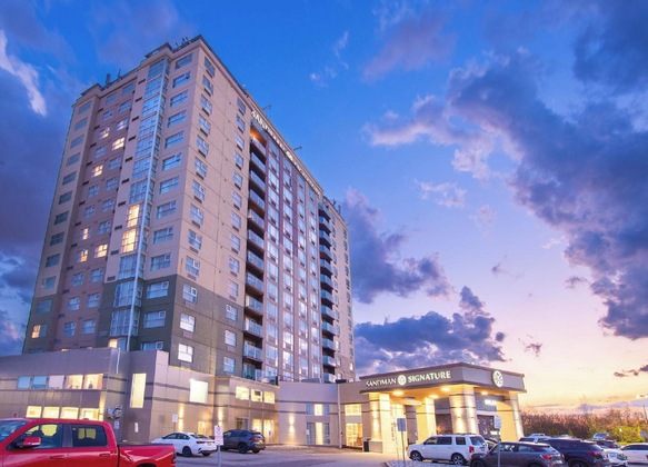 Gallery - Sandman Signature Toronto Airport Hotel