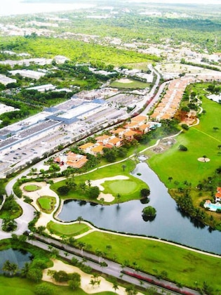 Gallery - The Golf Suites