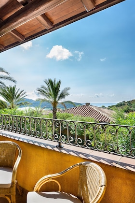 Gallery - Cruccuris Resort Adults Only