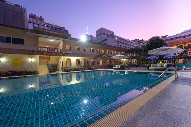 Gallery - S Lodge Pattaya [Formerly Know As Sabai Lodge]