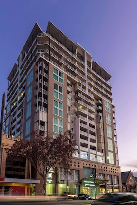 Gallery - Oaks Adelaide Embassy Suites