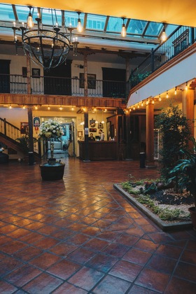 Gallery - Hotel & Suites El Quijote