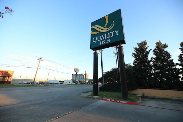 Gallery - Quality Inn & Suites Dfw Dallas Airport