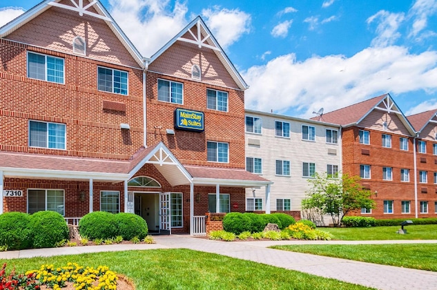 Gallery - Mainstay Suites