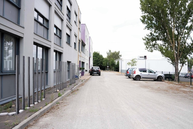 Gallery - Ibis Styles Rennes Saint Gregoire