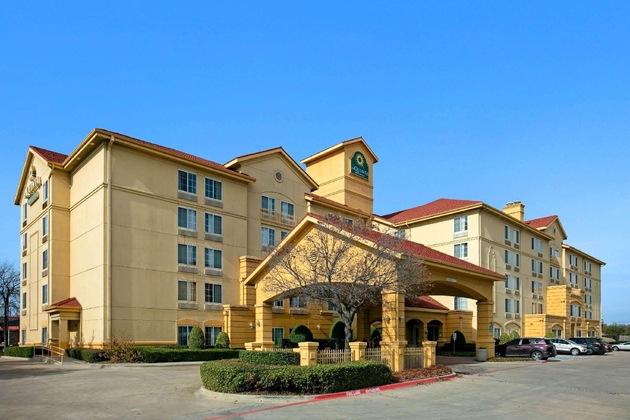 Gallery - La Quinta Inn & Suites By Wyndham Dfw Airport South   Irving