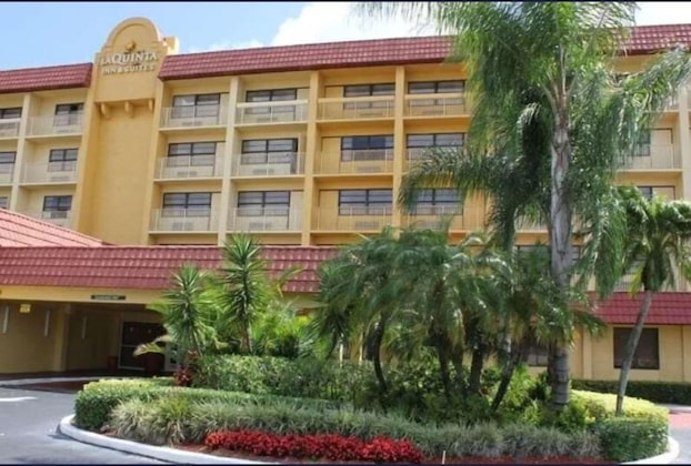 Gallery - La Quinta Inn & Suites By Wyndham Coral Springs University Drive