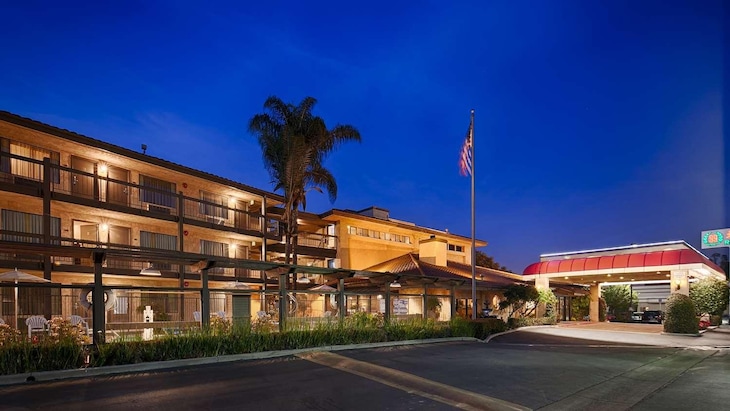 Gallery - Best Western Plus Executive Inn
