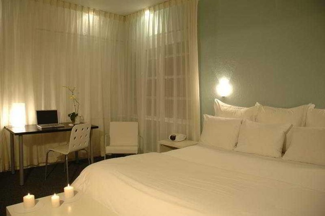 Gallery - Carlton South Beach Hotel