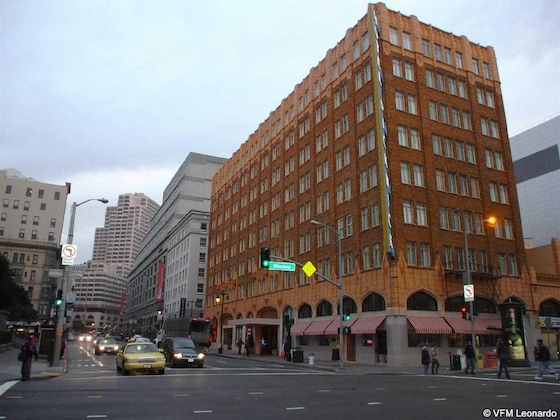 Gallery - The Pickwick Hotel
