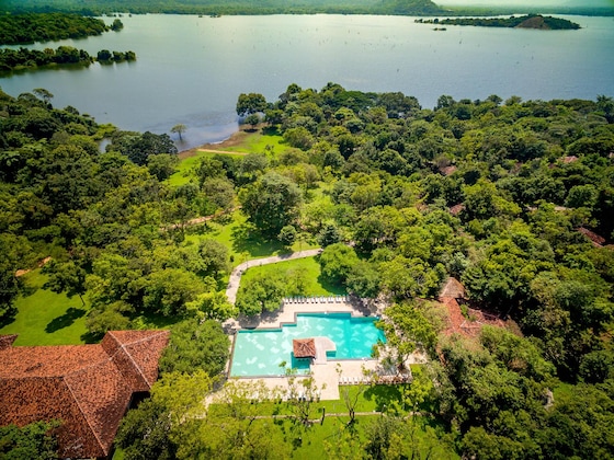 Gallery - Amaya Lake Dambulla