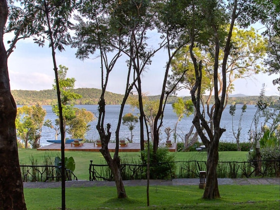 Gallery - The Deer Park Hotel