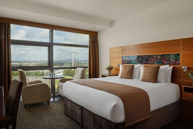 Gallery - The Gateway Hotel