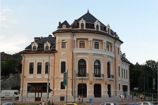 Gallery - Central Plaza Hotel
