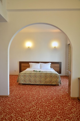 Gallery - Central Hotel