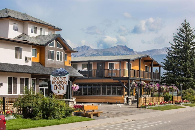 Gallery - Mount Robson Inn