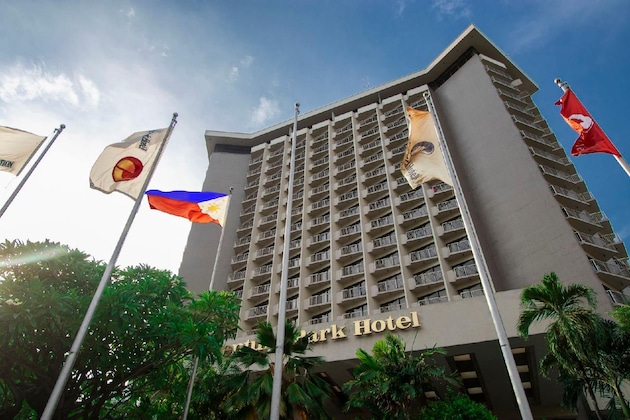 Gallery - Century Park Hotel